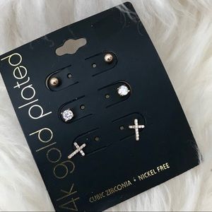 *NWT 14k Gold Plated Earring Set